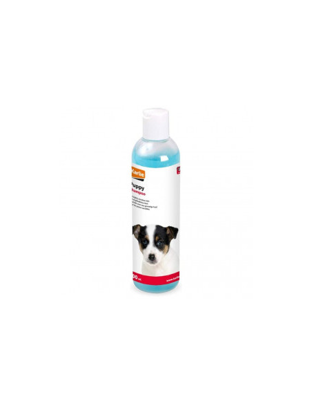 Шампоан за чувствителна кожа Karlie Puppy shampoo подходящ и за малки кученца