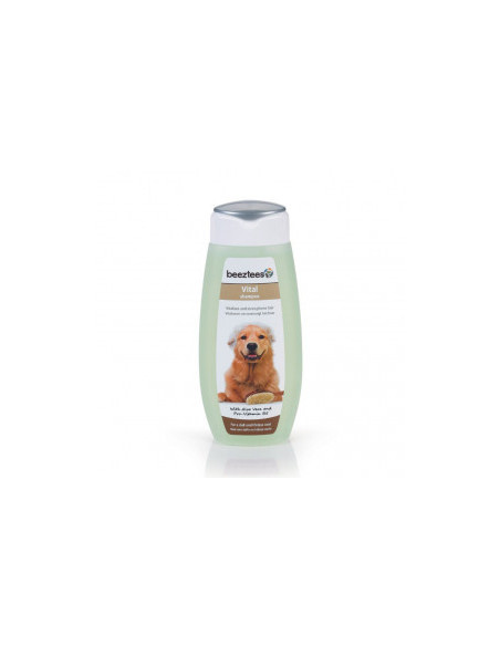 Заздравяващ шампоан за кучета Beeztees Vital shampoo с алое вера и витамин Б5 за кучета
