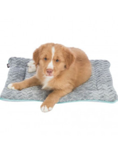Комфортна постелка Trixie Junior lying mat подходяща и за малки кученца
