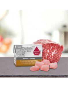 Мокра храна за кучета Platinum Menu Adult Iberico + Turkey с 42- Прясно пуешко месо, 35- Прясно свинско Иберико, 6- Прясно пи