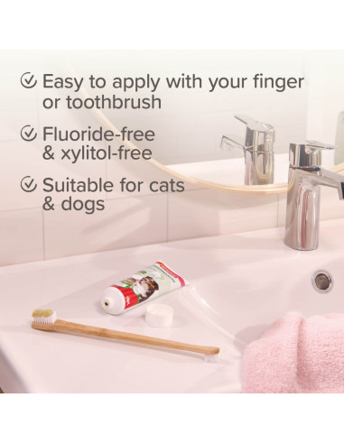 Beaphar паста за зъби за кучета и котки с вкус на черен дроб, мента и магданоз, 100 г