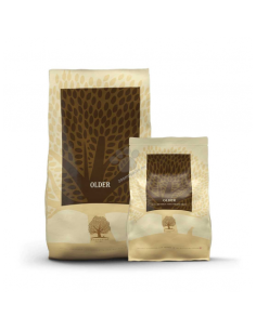 Essential Older Small Size - 3 кг. - храна с внимателно подбран състав, отговарящ на специфичните нужди на възрастните кучета