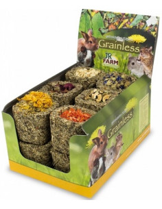 Купа пълна с вкусни лакомства 2