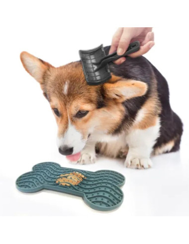 Flamingo LICK PAD YUMMEE SILICONE BONE M 21,8 см- Подложка за близане Licky Mat, кокалче 1 бр.